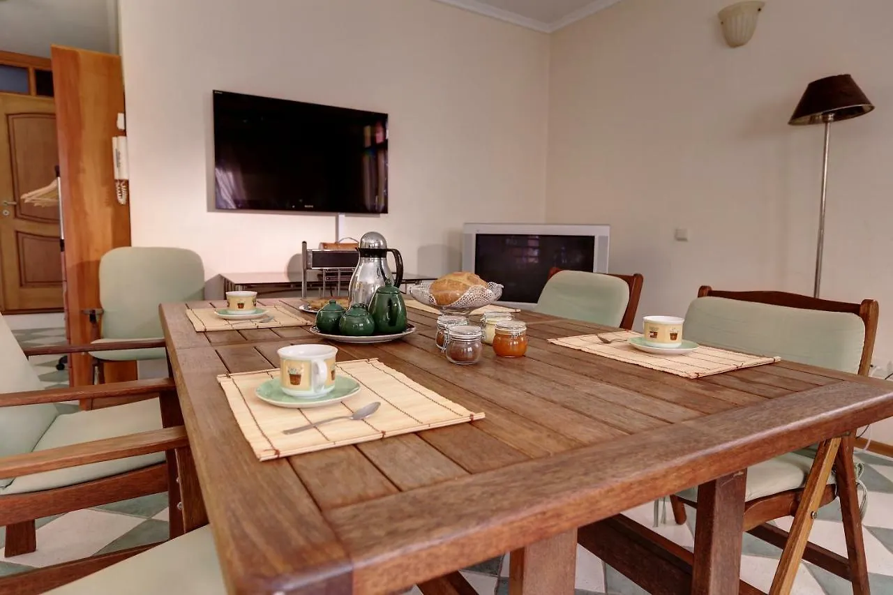 Aslanis-Souroti Garden Family Suite